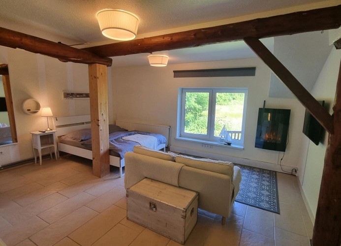 Schlafzimmer 1