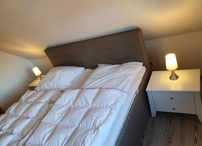 2. Schlafzimmer